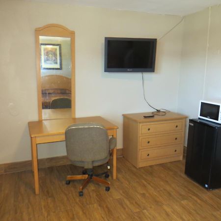 Paradise Inn Bay City Bagian luar foto