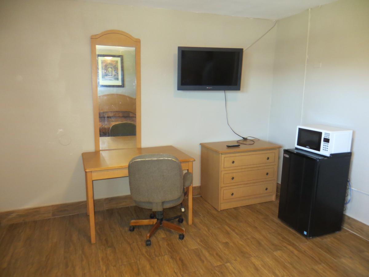Paradise Inn Bay City Bagian luar foto